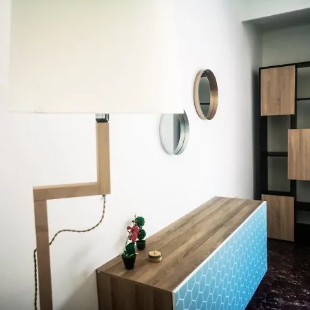 Explore Greece From Colorful City Centre 公寓 *